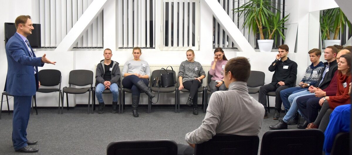 Тренінг з ораторського мистецтва у Дніпрі — групове заняття